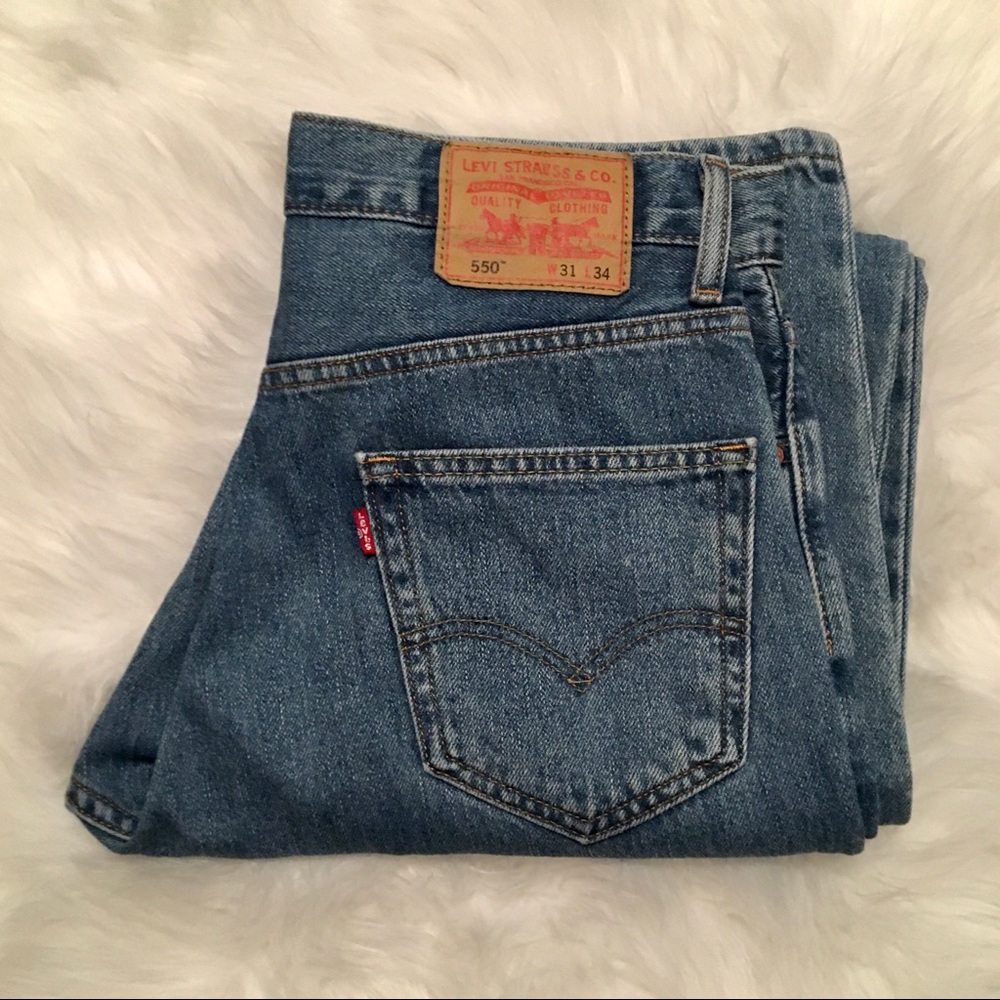 Levi’s 550 Light-Med wash 31”x 34” Zip